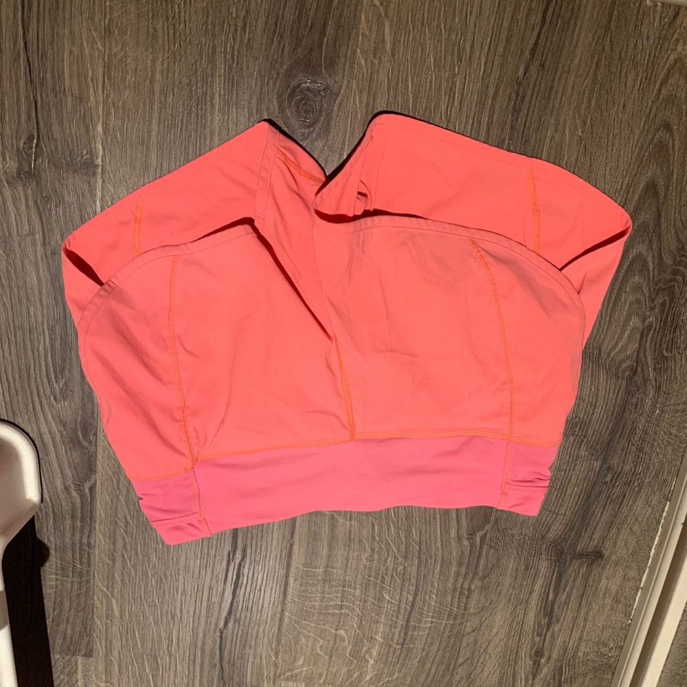 hot pink size 6 lululemon shorts